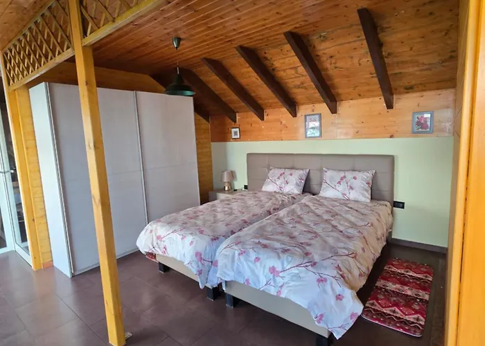 Cozy Attic Apartament *