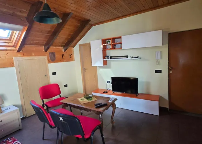 公寓 Cozy Attic 地拉那