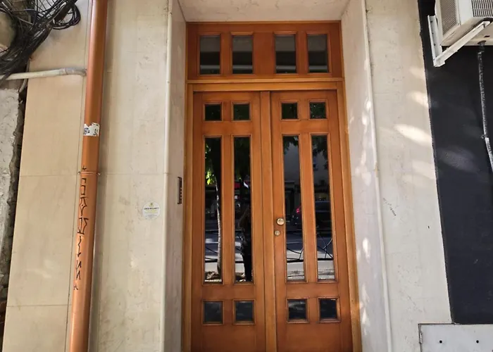 Cozy Attic 公寓 地拉那